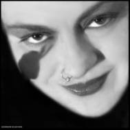 Evelyn Hartogh as Lillith with Snake Shadow (Photo by Iain Clacher AKA Misteriddles 2006)